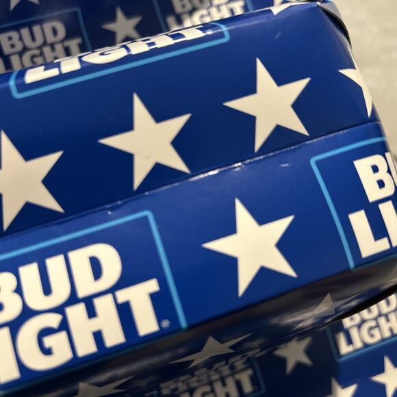 Bud Light Cowboy Hat Beer Box Cardboard - New With Tags. One Size Adult - Picture 5 of 6